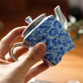 热卖中！！青花掐丝四方壶鎏银茶器