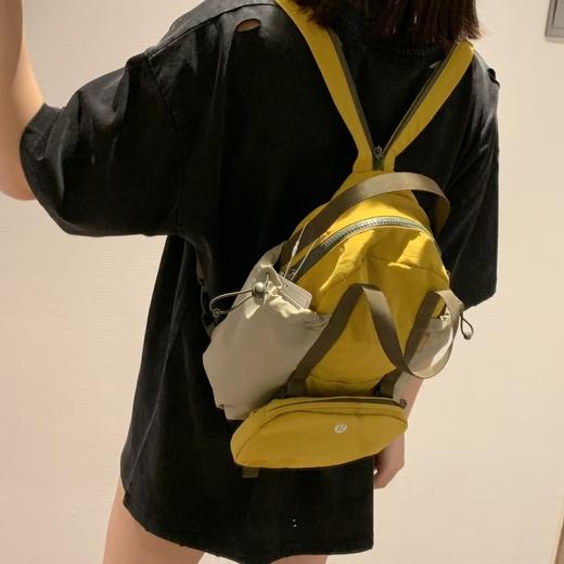 出口加拿大订单lulu二合一多功能双肩包防水超轻 商品图3