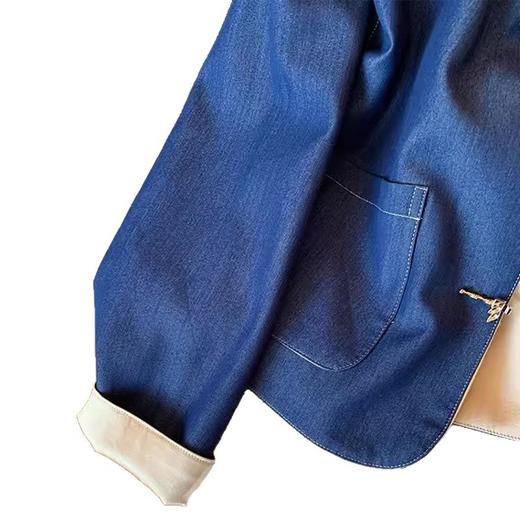 丁摩 藏蓝色牛仔新中式盘扣短款外套女秋季新款复古高级感上衣5ZF-9223 商品图4