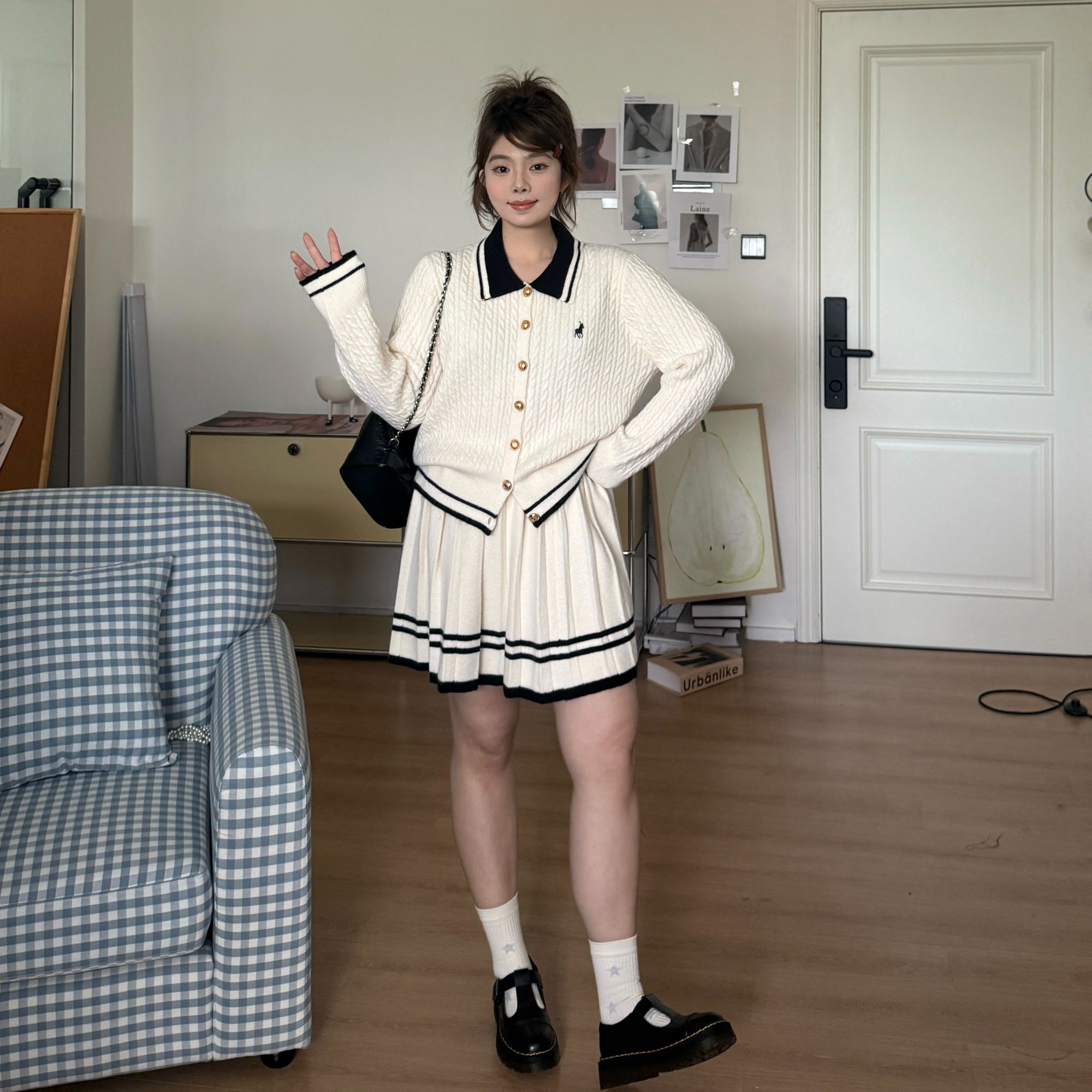 25AW上新【现货折上95折】 软软同款【艺术系学妹】miu系学院风减龄针织开衫+半褶半身裙