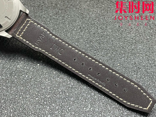 IWC万国 M+飞行员系列IW327006 马克18 马克十八 钛金属壳 超轻 男士腕表 表径40mm
机芯：搭载进口9015改Cal.35111 商品图5