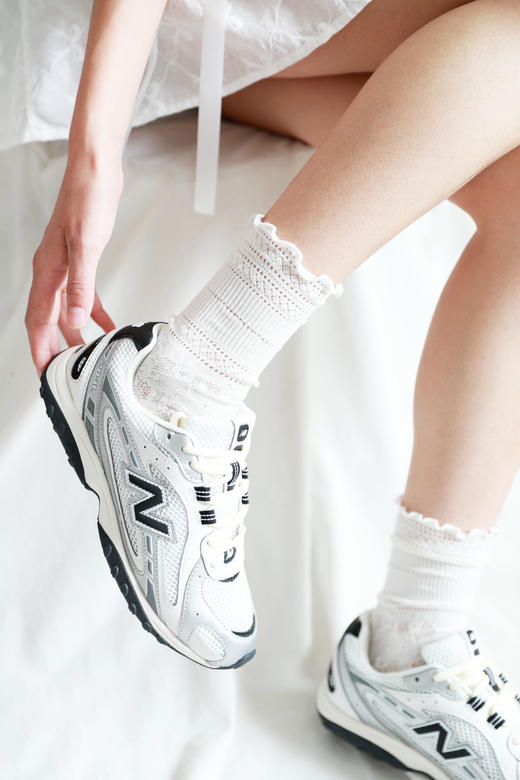 慕了慕了，显腿好长啊啊啊。芭蕾复古情侣软底徒步跑步鞋C092166 商品图8