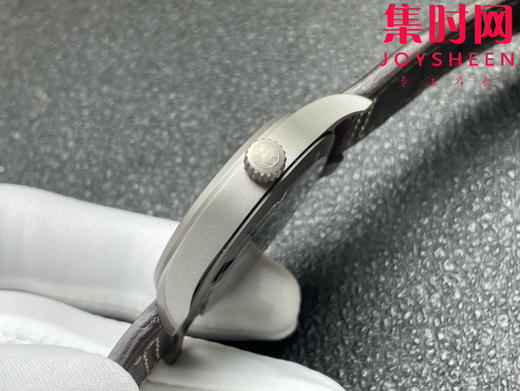 IWC万国 M+飞行员系列IW327006 马克18 马克十八 钛金属壳 超轻 男士腕表 表径40mm
机芯：搭载进口9015改Cal.35111 商品图6