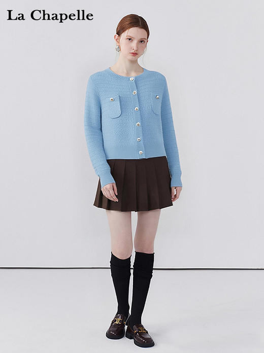 会员福利【绵羊毛/软糯亲肤】拉夏贝尔/La Chapelle纯色圆领双口袋排扣针织开衫女新款高级感软糯长袖毛衣 商品图2