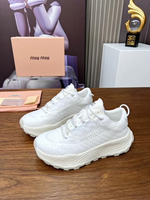 xx75-MIU MIU缪缪徽标压花低帮生活休闲鞋女款-（KS*MM） 商品图1