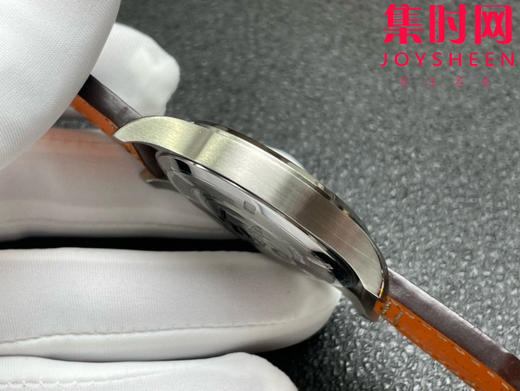 IWC万国 M+飞行员系列IW327003 马克18 马克十八 咖啡盘 男士腕表 表径40mm
机芯：搭载进口9015改Cal.35111 商品图8