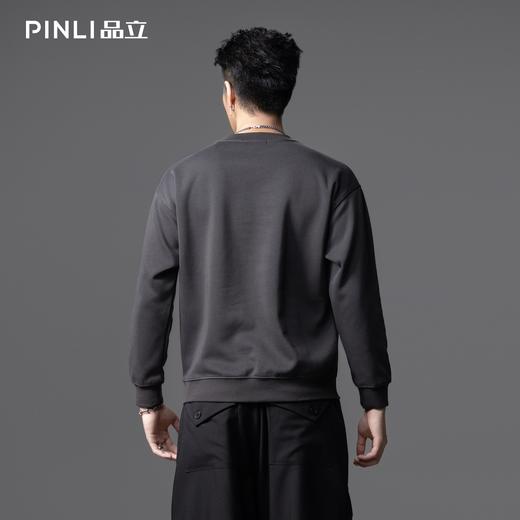 PINLI品立2025秋季新款男士圆领落肩字母压花套头卫衣BG253109010 商品图2