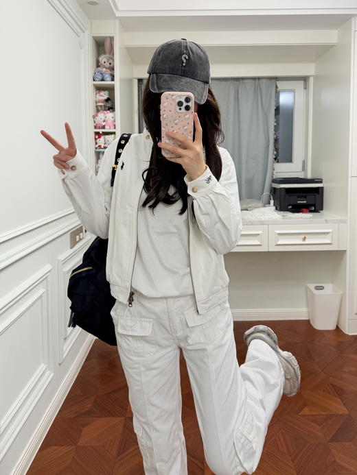 TD7-巴宝莉 The Rucksack 抽绳翻盖 聚酰胺亚克力纤维 书包双肩包 中号 女款 黑色(RG*MM) 商品图2