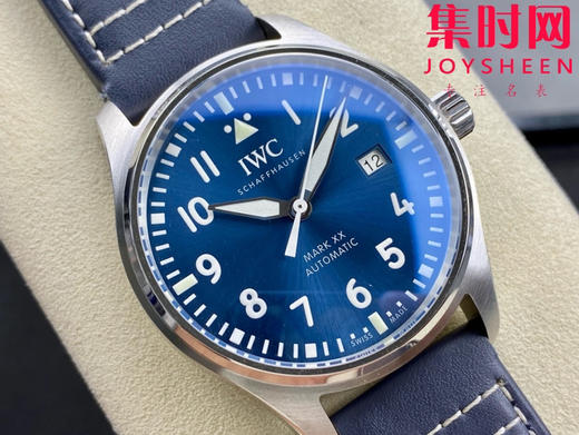IWC万国 M+飞行员系列IW328203 马克20 马克二十 蓝色盘 男士腕表 表径40mm
机芯：搭载进口9015改Cal.32111 商品图1