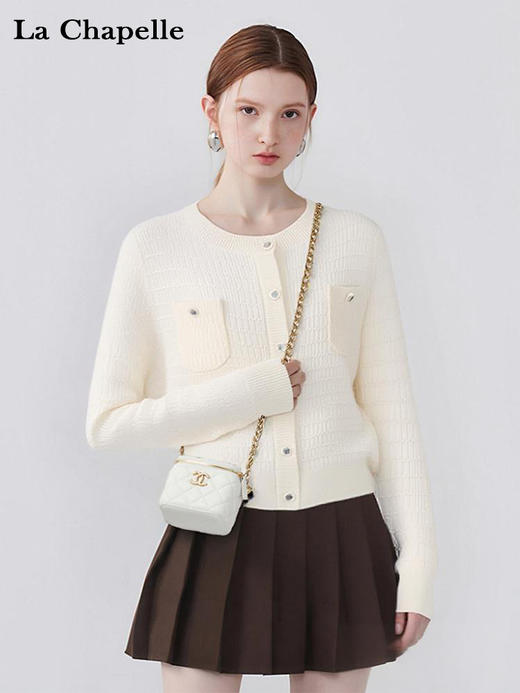 会员福利【绵羊毛/软糯亲肤】拉夏贝尔/La Chapelle纯色圆领双口袋排扣针织开衫女新款高级感软糯长袖毛衣 商品图1