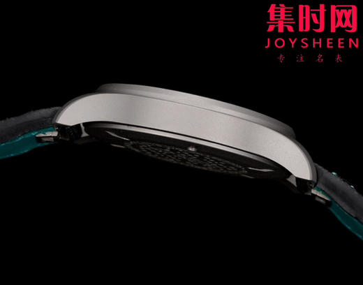 新品重磅来袭 IWC万国 TW飞行员系列 全新马克二十AMG马石油F1车队特别版IW328210/瑞士空中巡逻兵钛金属特别版IW328209 超轻钛金属 男士腕表 商品图6