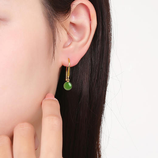 丁摩 菠菜绿老料和田玉碧玉耳坠女正品18K金镶天然玉石圆珠耳环带证书5ZF-9221 商品图3