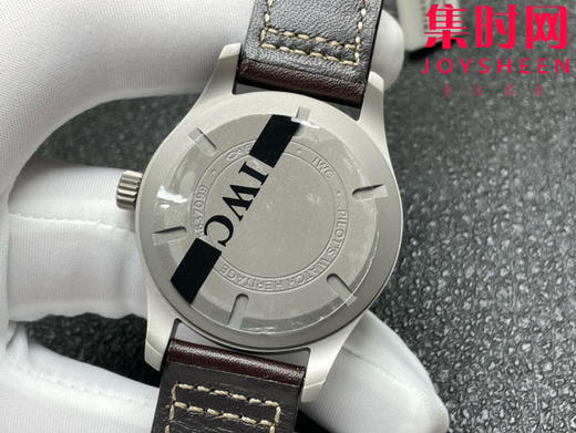 IWC万国 M+飞行员系列IW327006 马克18 马克十八 钛金属壳 超轻 男士腕表 表径40mm
机芯：搭载进口9015改Cal.35111 商品图7