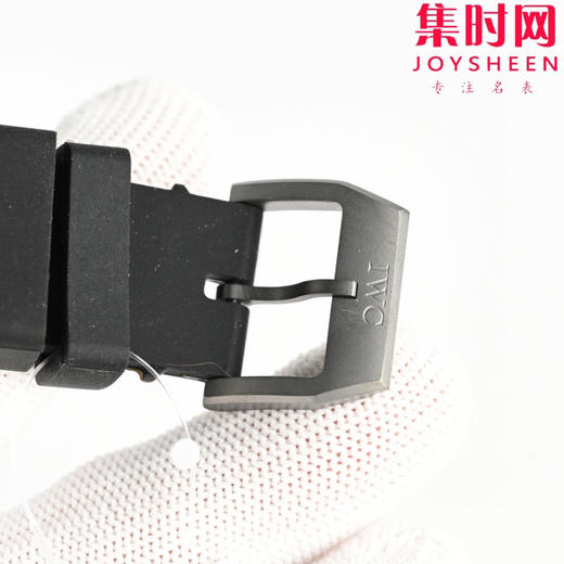 新推出 IWC万国 G5飞行员系列IW328210 马克二十系列 IWC-梅赛德斯- AMG马石油F1车队特别款 F1赛车 黑桃A 男士腕表 商品图7