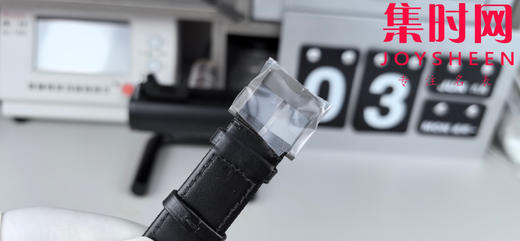 IWC万国 M+新品飞行员系列IW326905，黑陶瓷材质，男士腕表 表盘尺寸：41*11.4mm，全夜光表盘，"黑桃A"特别款 商品图5