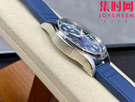 IWC万国 M+飞行员系列IW328203 马克20 马克二十 蓝色盘 男士腕表 表径40mm
机芯：搭载进口9015改Cal.32111 商品图4