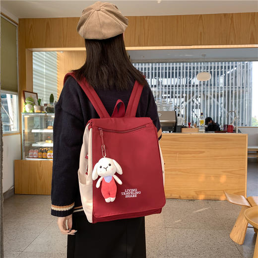 日式风时尚简约大容量学生书包 新款逛街旅行双肩包  商品图0