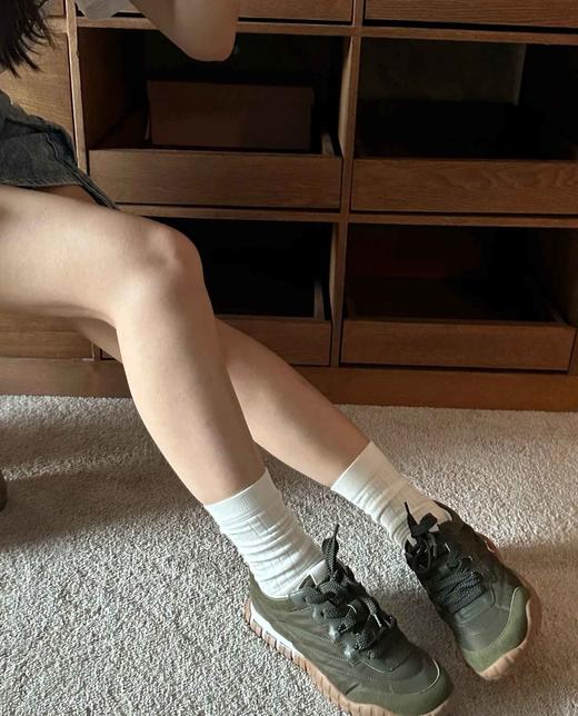 XX68-缪缪 Tyre 织物绒面革 圆头系带 德训鞋 低帮 生活休闲鞋 女款（KS*MM） 商品图5