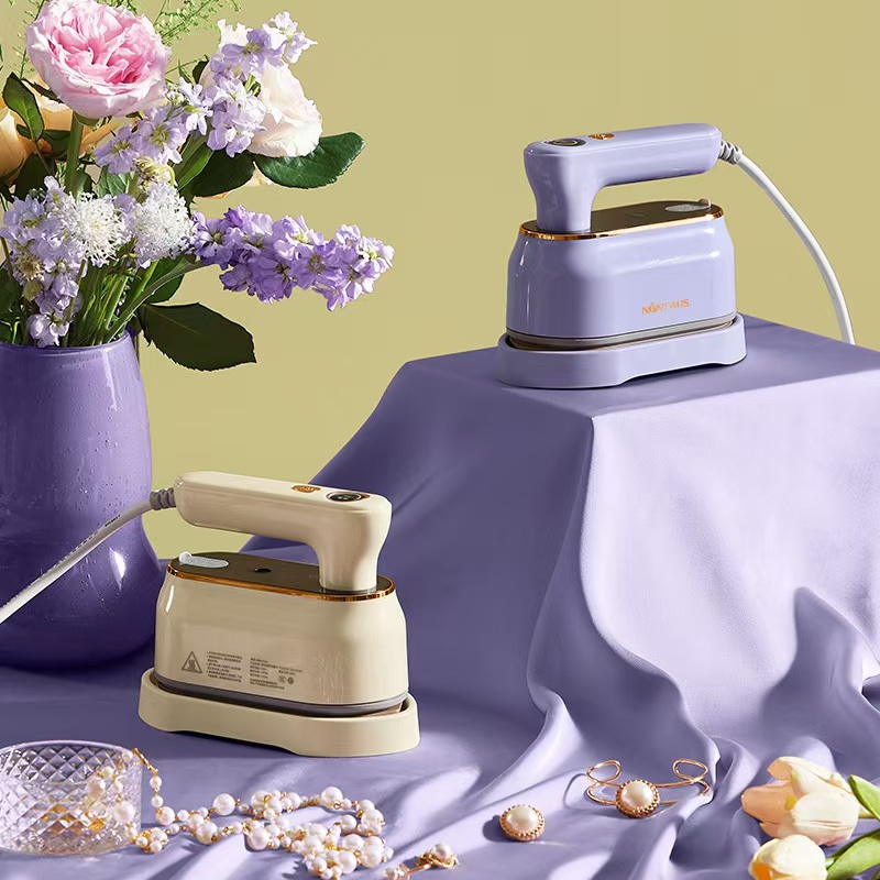 DAEWOO大宇手持式蒸汽D熨斗