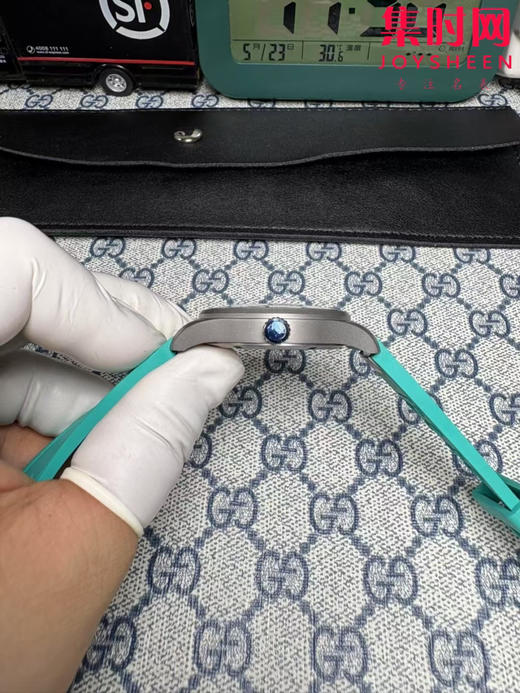 IWC万国 M+飞行员系列IW328210 马克20 马克二十 IWC-梅赛德斯- AMG马石油F1车队特别款 F1赛车 男士腕表 商品图3