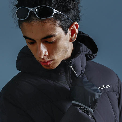 原创单品丨二合一防风加绒跑步手套4代 外出梭织防风 内层摇粒绒锁温 防风层可收纳腕背 食拇指可触屏 商品图3