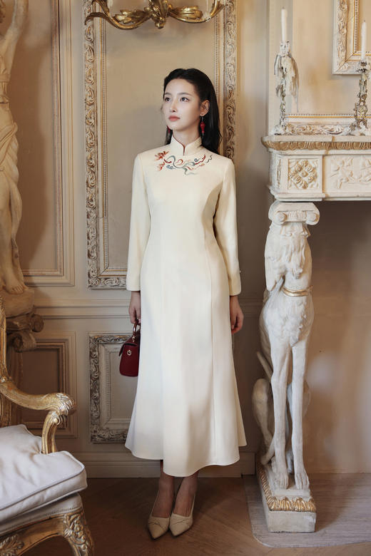 逸红颜明月优选#何超琼同款旗袍『琼仪』敦煌飞天壁画立体刺绣，含羊毛挺括TR，重要场合战袍 商品图10