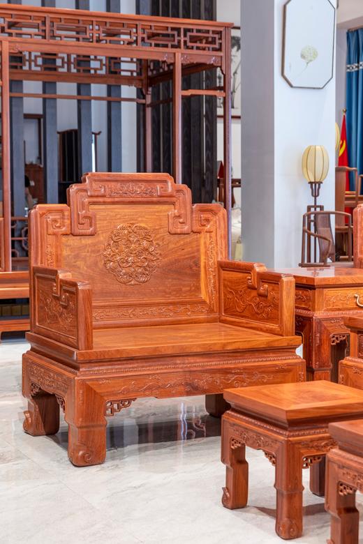 红桥红  家具严选  缅甸花梨（大果紫檀）【西番莲 宝座式沙发十三件套】 商品图2