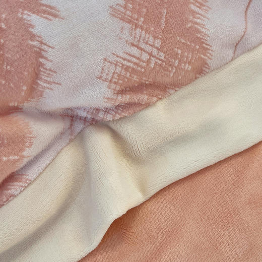 【品牌直发】加倍生活 A类宽边雕花高克重牛奶绒四件套 多色可选 床单床笠款可选 云暖雕花 可水洗机洗 商品图6