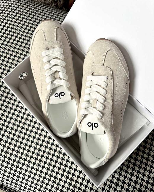 现货 THS-限时 alo 女士 轻便暴走鞋 麂皮德训鞋跑步鞋 2色 BZ1265 商品图6