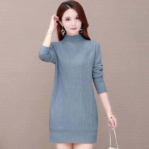 QYMLRX-5CYR6803-Y，针织打底裙2025年秋冬季新款内搭麻花毛线裙短款包臀开衩连衣裙 商品图0