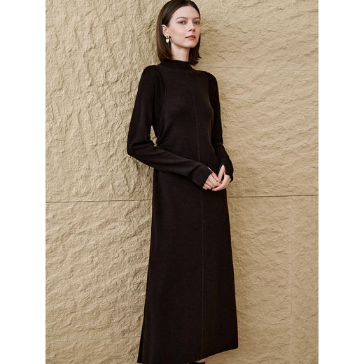 INSUN恩裳气质高领羊毛针织连衣裙 商品图2