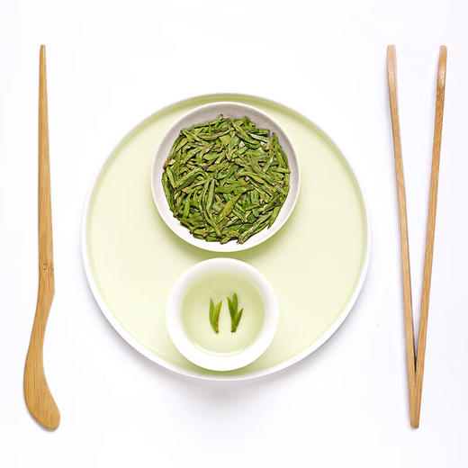 贡牌2025新茶上市 正宗明前特级龙井茶叶150g礼盒装 商品图3