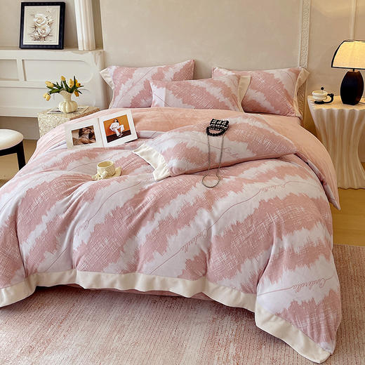 【品牌直发】加倍生活 A类宽边雕花高克重牛奶绒四件套 多色可选 床单床笠款可选 云暖雕花 可水洗机洗 商品图2