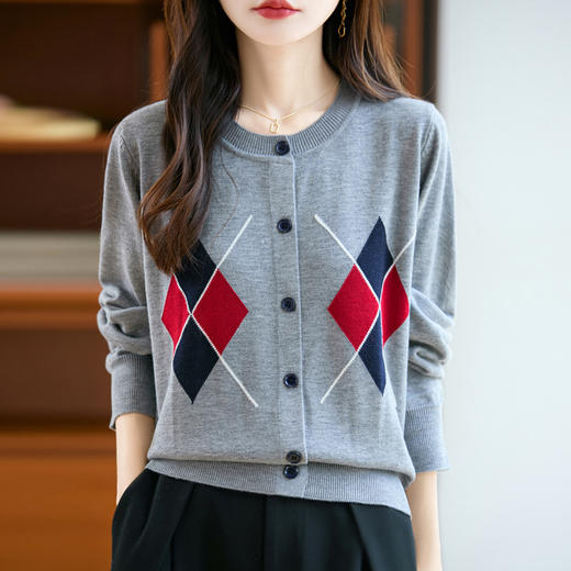 纤束马精纺羊毛菱格圆领开衫 NG-070 商品图4