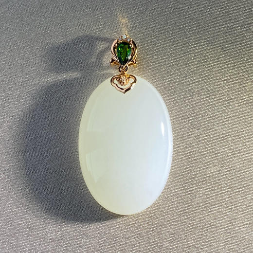 18K金和田玉（白玉）镶钻蛋面吊坠/蛋面30*20mm 商品图1