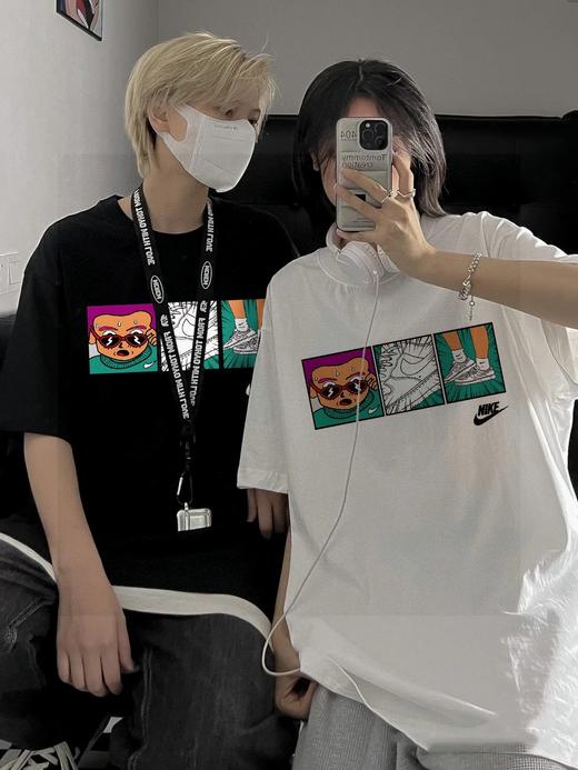 高品质 耐克Nike联名款专柜同步涂鸦拼图印花情侣短袖 采用240克定制精梳纯棉 商品图0