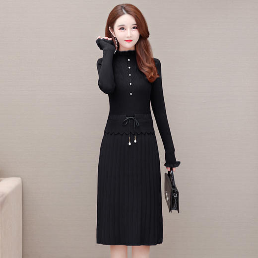 QYM 5CXFNR818-Y毛毛领针织连衣裙系带收腰长裙 商品图3