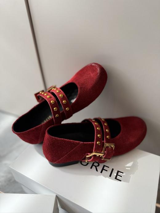 JEHURFIE/纪华菲长毛牛皮渐变一字带玛丽珍单舒AB25365 商品图4