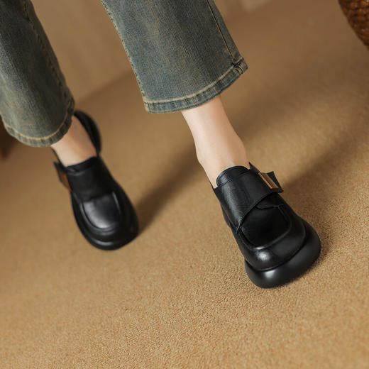 【预售5天】踩屎感真皮厚底小皮鞋女新款圆头深口单鞋一脚蹬粗跟高跟鞋DTN&D183-2 商品图3