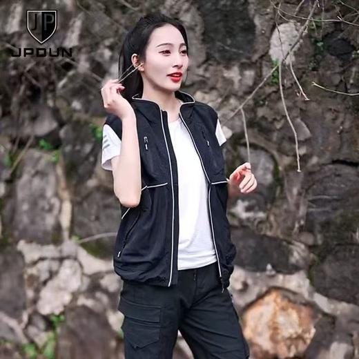 2025春夏新款多口袋马甲宽松大码户外休闲男女同款坎肩背心 商品图0