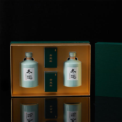 冬趣手工黄酒 单一年份 每年全新挑坛开坛 短水工艺 风味浓郁精炼 尊享礼2005年份300ml2瓶+梅子青酒杯x2只 /经典2007年份700ml  （上海京东/顺丰发货） 商品图3