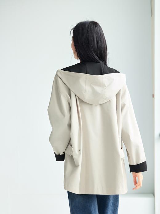 【经典款】【商场同款】伊芙丽春秋撞色连帽派克式风衣1G7860021 商品图4