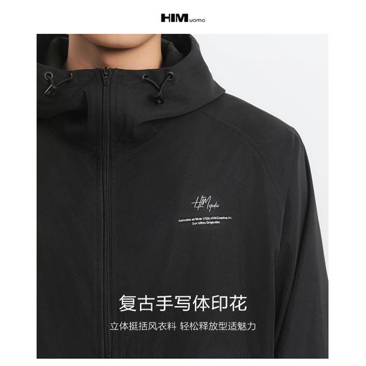 HIM漢崇 拉链半开襟夹克男轻薄休闲宽松连帽运动外套 2025秋季 商品图2