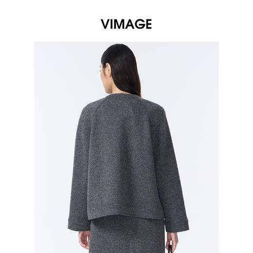 VIMAGE纬漫纪深灰色时尚减龄圆领直筒版型2025秋冬新款外套V2403105 商品图5