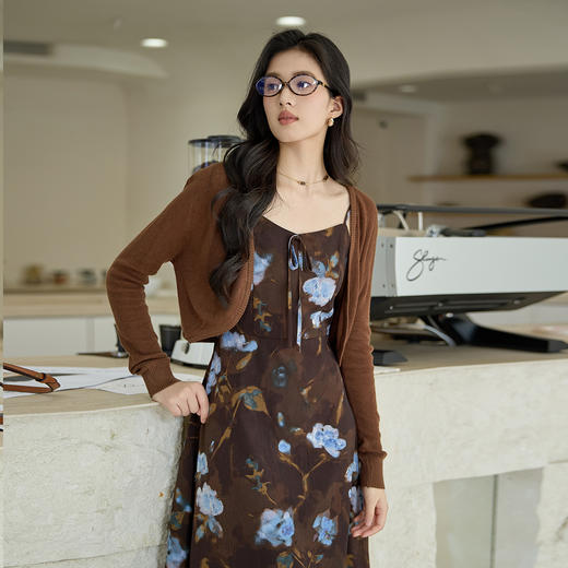 奢姿大码女装2025秋季减龄螺纹V领针织开衫胖妹妹简约时尚上衣9853670320B 商品图1