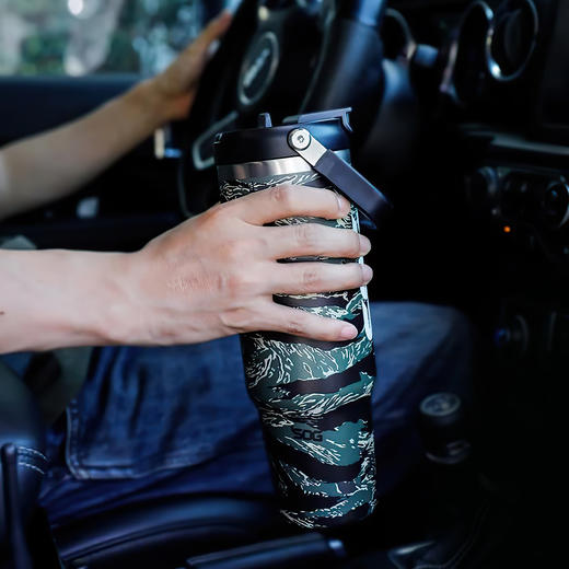 SOG索格 便携车载杯 保温随行杯 1.2L军迷水壶304不锈钢-分销 商品图1