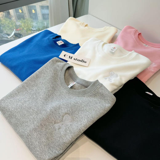 伊泺杉 爱心A刺绣卫衣 男女同款  宽松版型 加绒/不加绒 外穿/内搭 商品图4