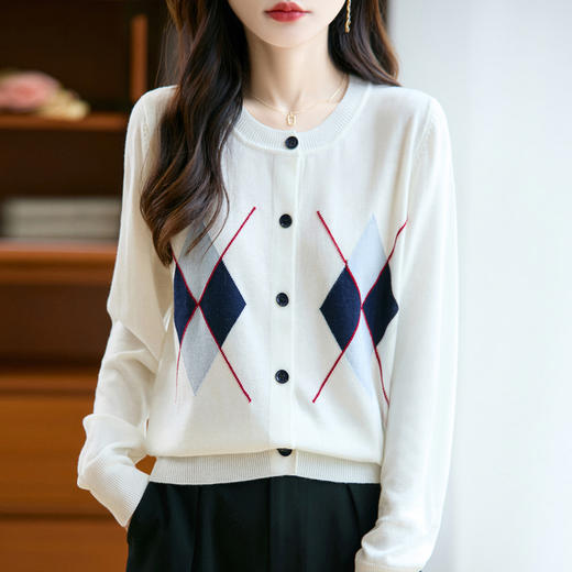 纤束马精纺羊毛菱格圆领开衫 NG-070 商品图1