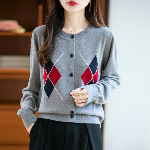 纤束马精纺羊毛菱格圆领开衫 NG-070 商品图5