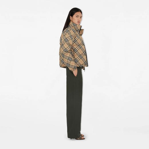 BURBERRY 巴宝莉 女士马术骑士徽标硅胶贴片格纹 Ambleside 羽绒服 格子 8110249 B9368 商品图2